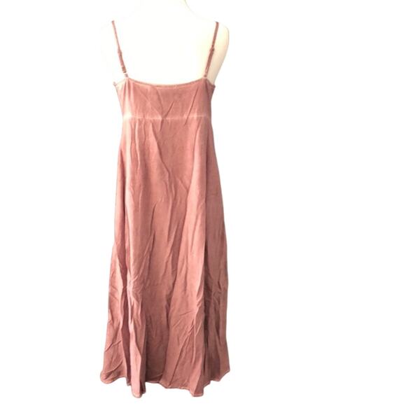 Button Down Dress Cutout - Picture 6 of 6